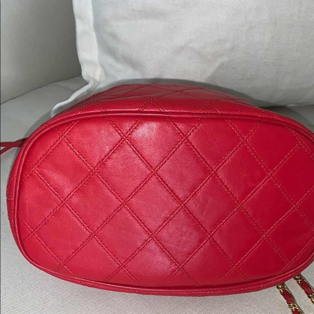 JAY HERBERT QUILTED LEATHER DRAWSTRING BUCKET BAG - Picture 3 of 11